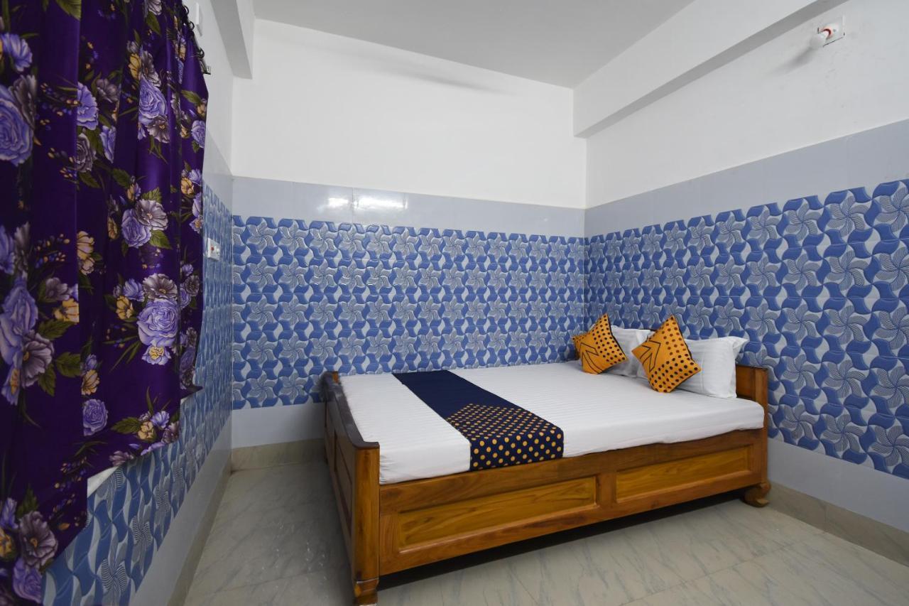 Отель Oyo 73902 Vyttila Residency Коччи Экстерьер фото